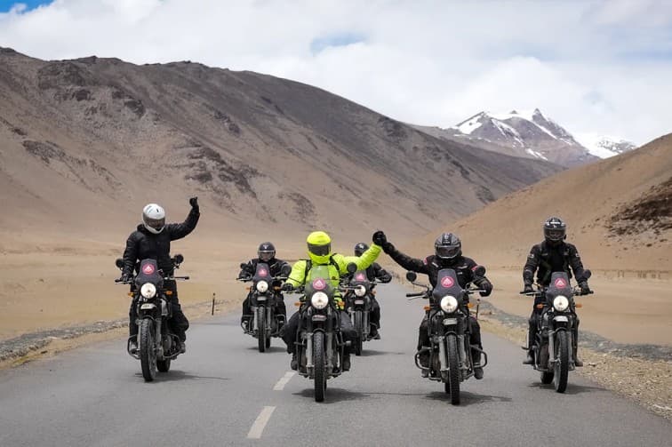 Bike rental banner - Explore bike models