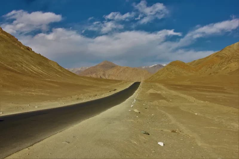 Magnetic Hill, Leh