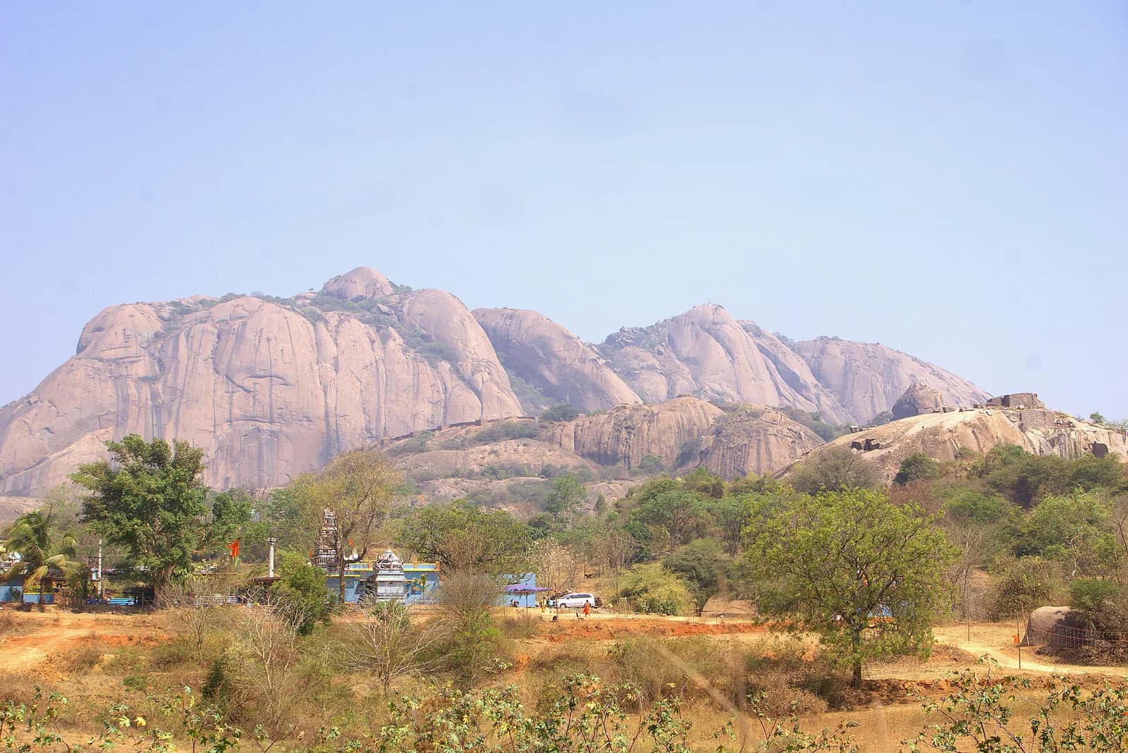 Granite West of Magadi: A Bangalore Self-Drive to Savandurga