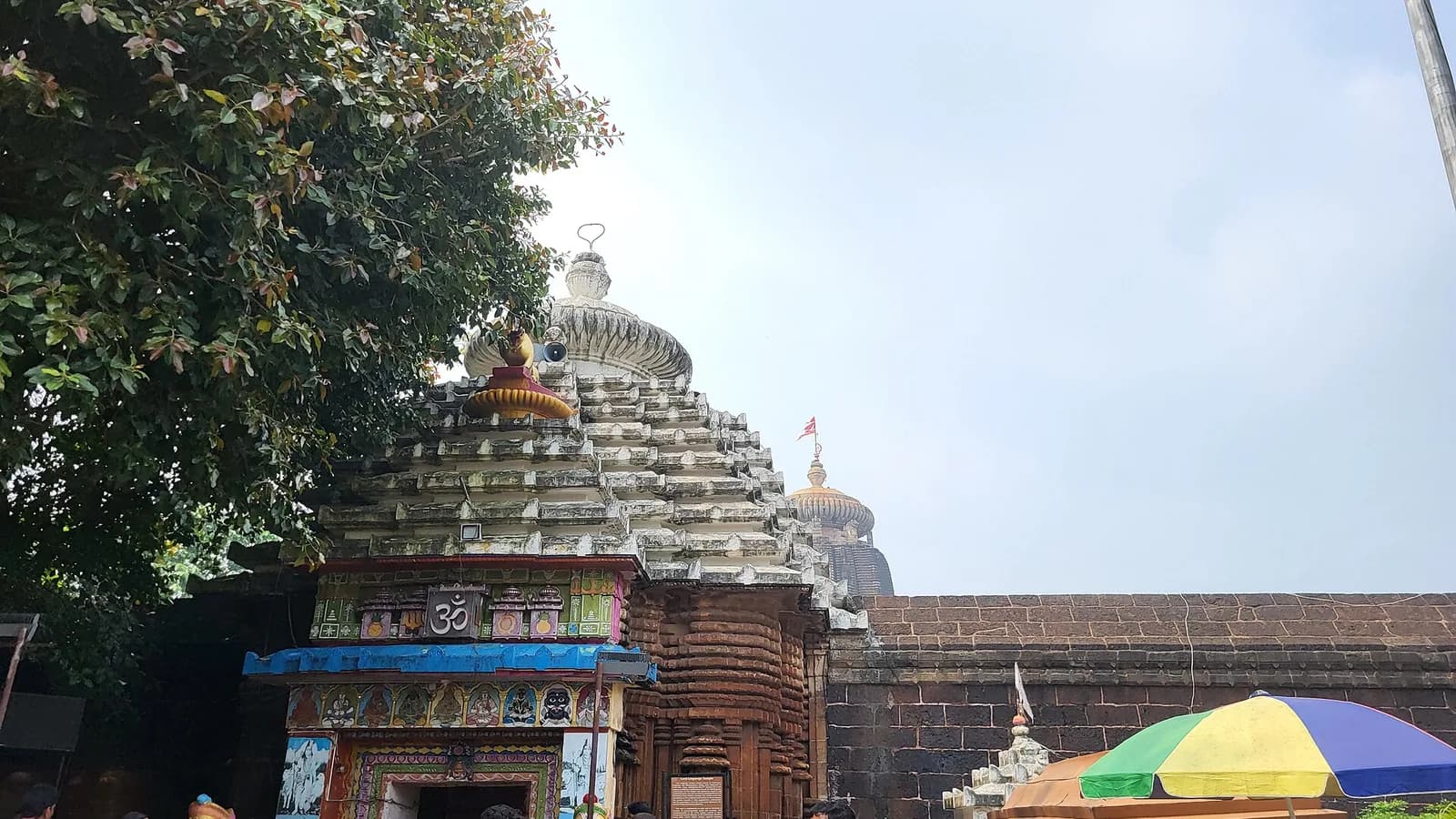 Bhubaneswar Self-Drive Car Rental Guide: Konark, Chilika, Raghurajpur and Ratnagiri
