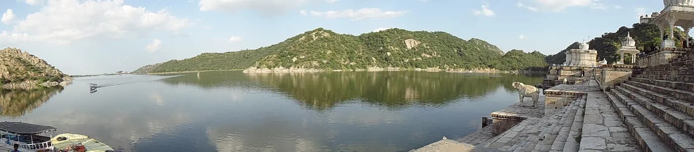 Jaisamand Lake near Udaipur — top place to explore on a Hire N Ride trip