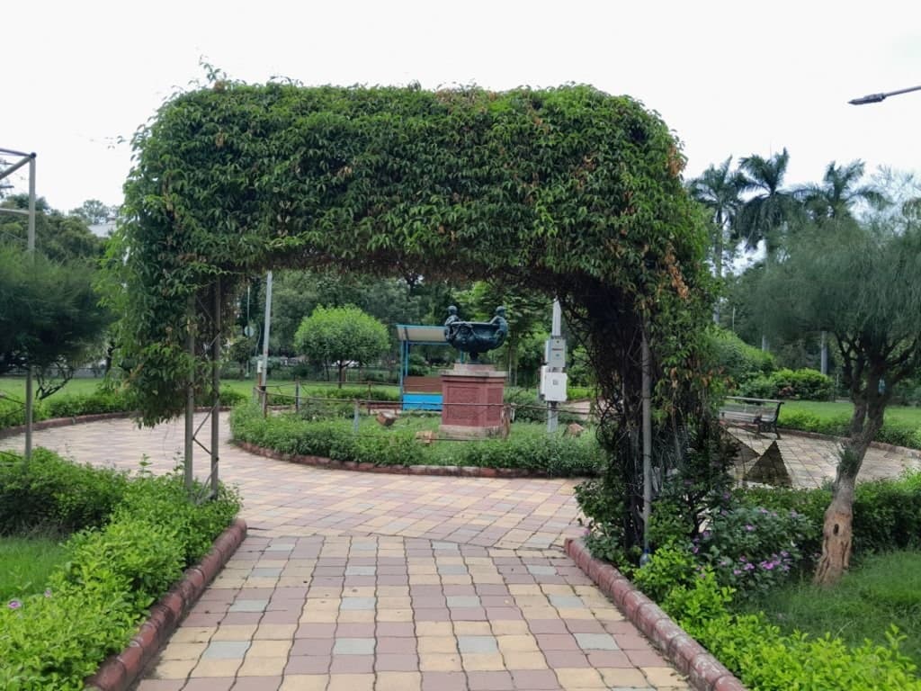 Shatavar Vatika Herbal Park