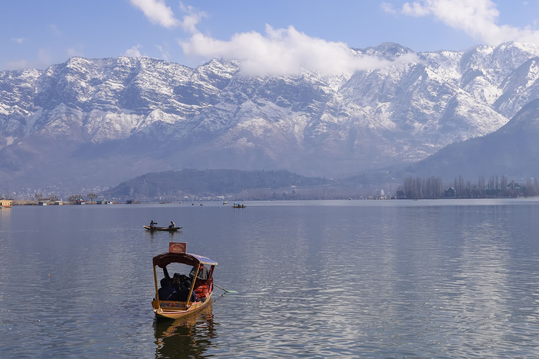 Dal-Lake
