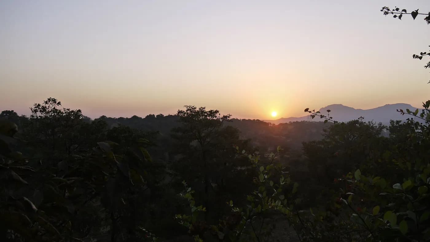 Bhandardara near Nashik — top place to explore on a Hire N Ride trip