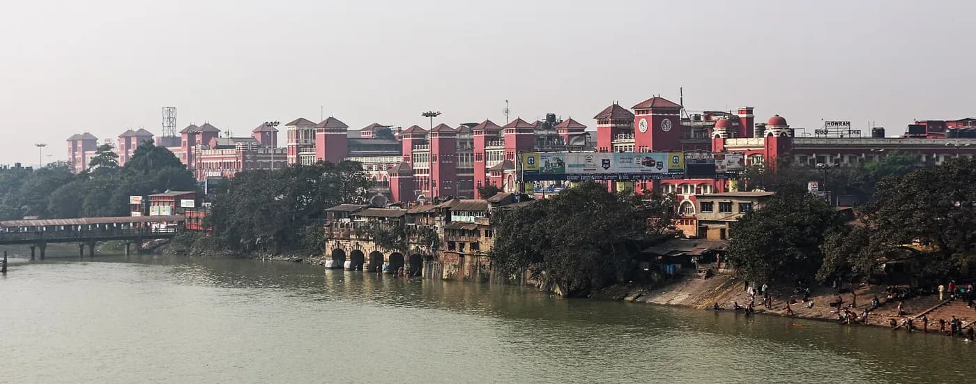 Howrah Railway Station near Howrah — top place to explore on a Hire N Ride trip
