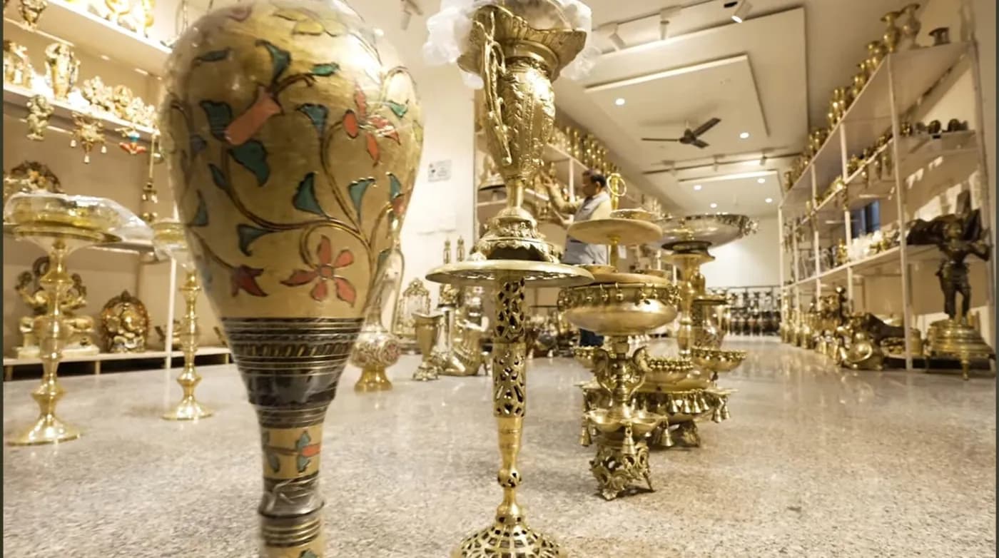 Brass showpieces in a Moradabad showroom