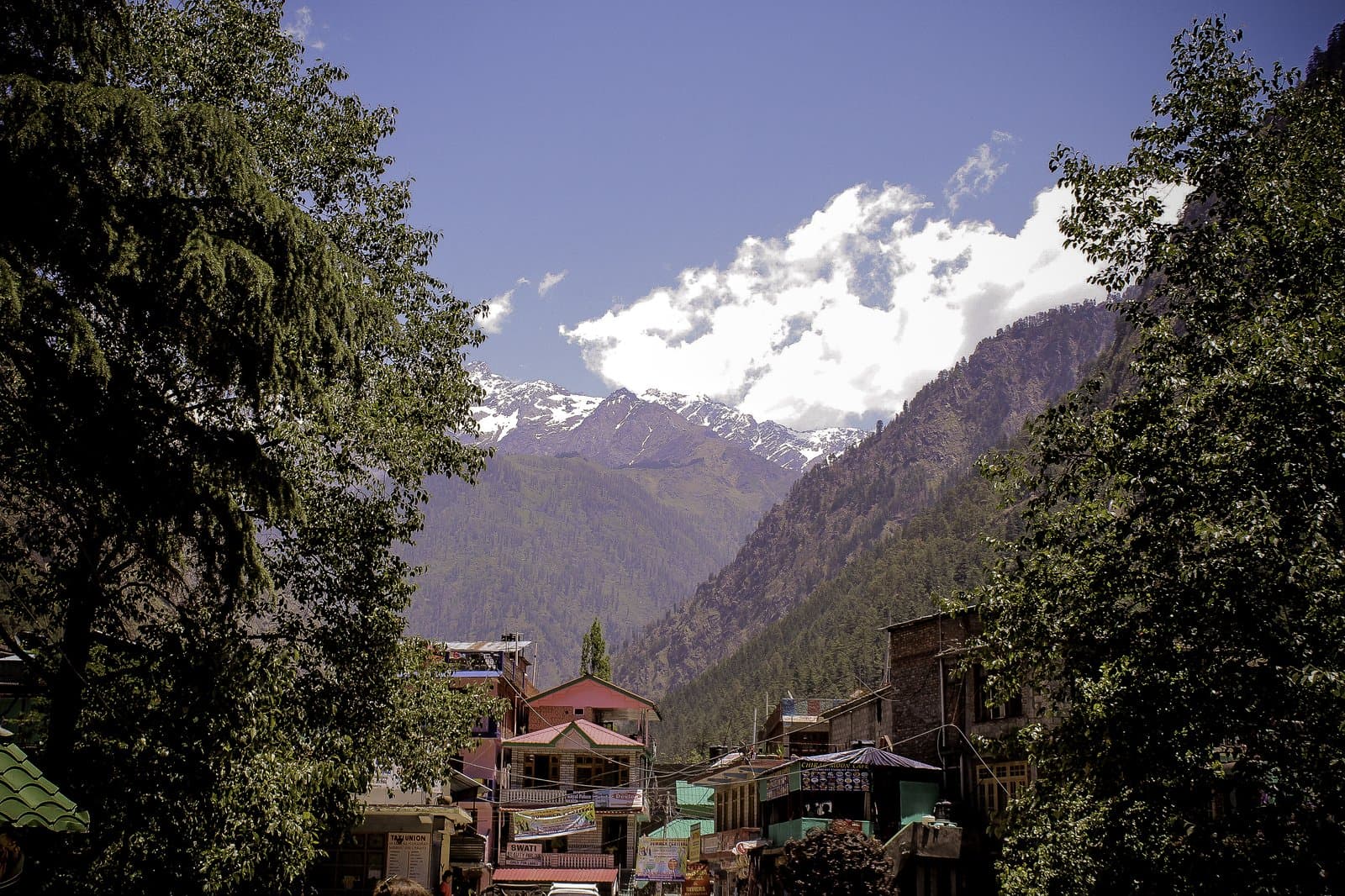 Bike Rental in Kasol: Parvati Valley Route to Manikaran