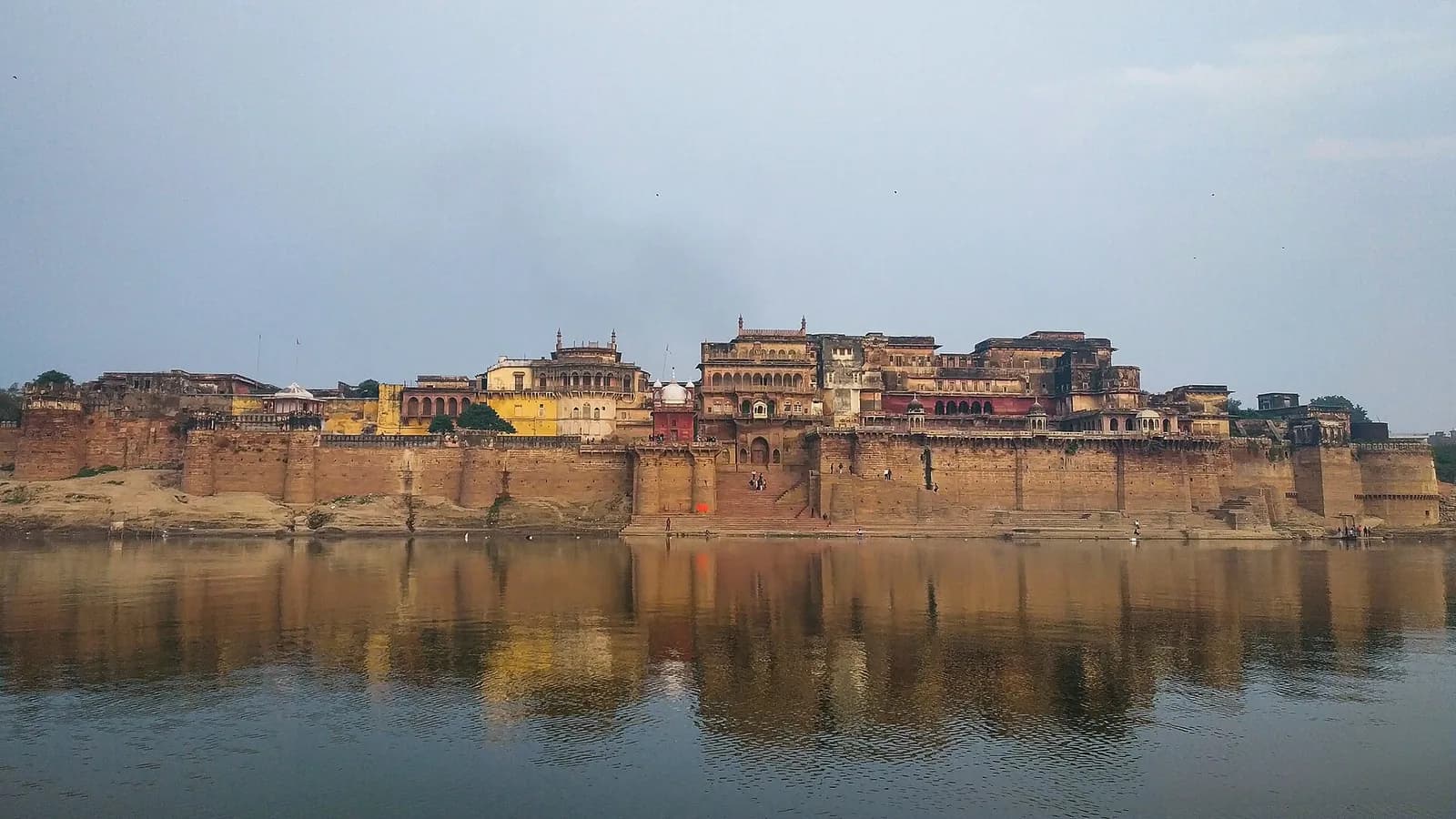 Varanasi Navratri 2026 by Self-Drive Car: Vindhyachal, Ramnagar Ramlila & Bharat Milap