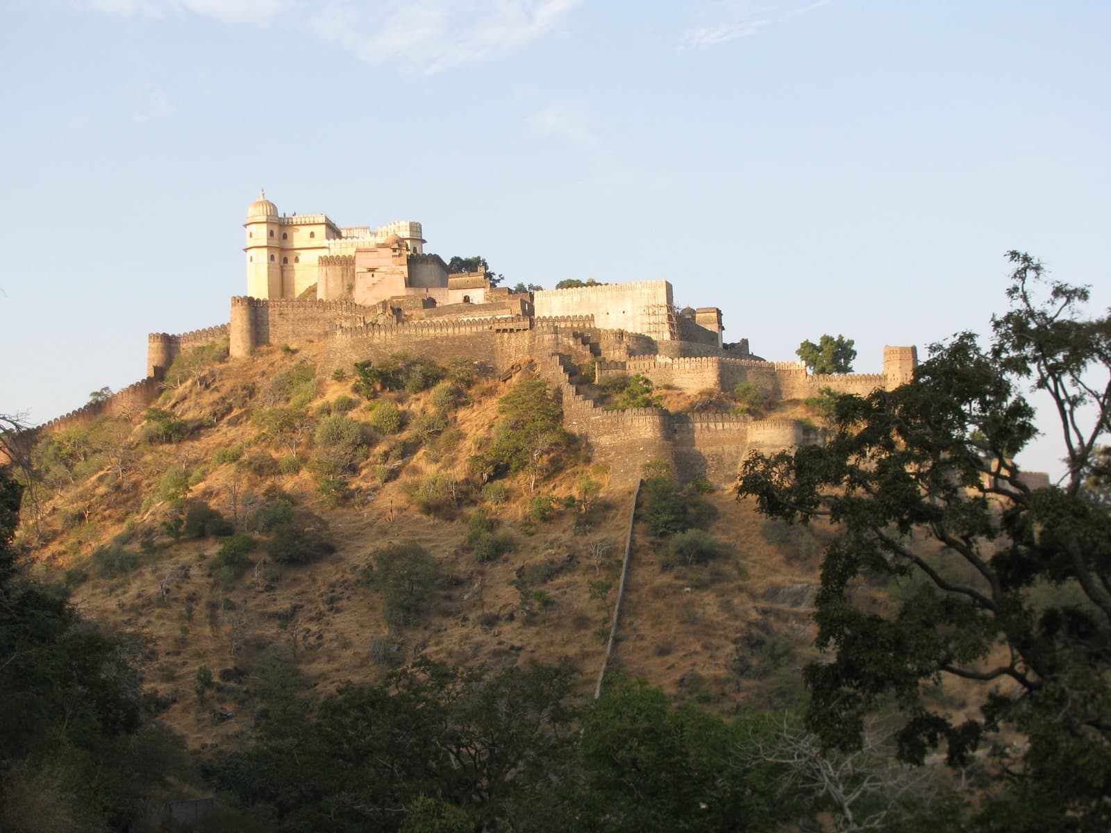 Self-Drive Car Rental in Udaipur: Kumbhalgarh Fort Route