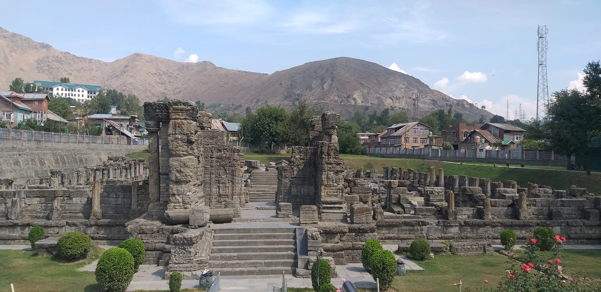 Drive South from Srinagar to the Saffron Fields and Avantipora