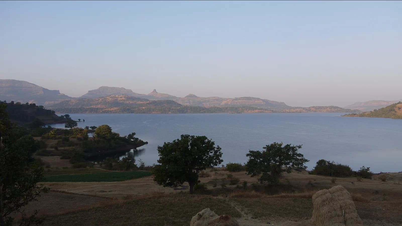 Drive Up to Bhandardara from Mumbai While Arthur Lake Is Still Full