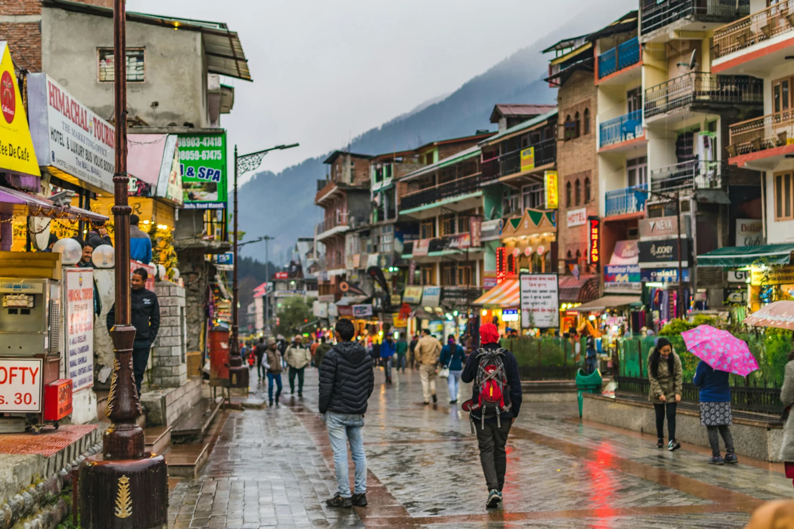 Mall Road & Old Manali