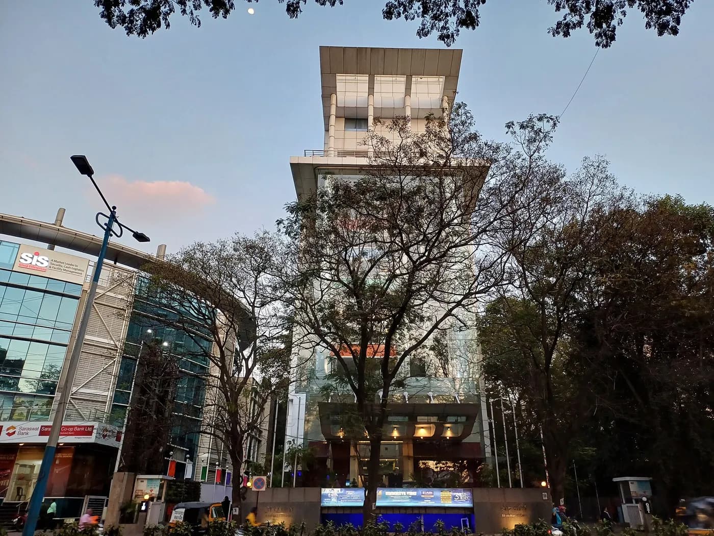 Koregaon Park Cafes in Pune — things to do on a Hire N Ride trip