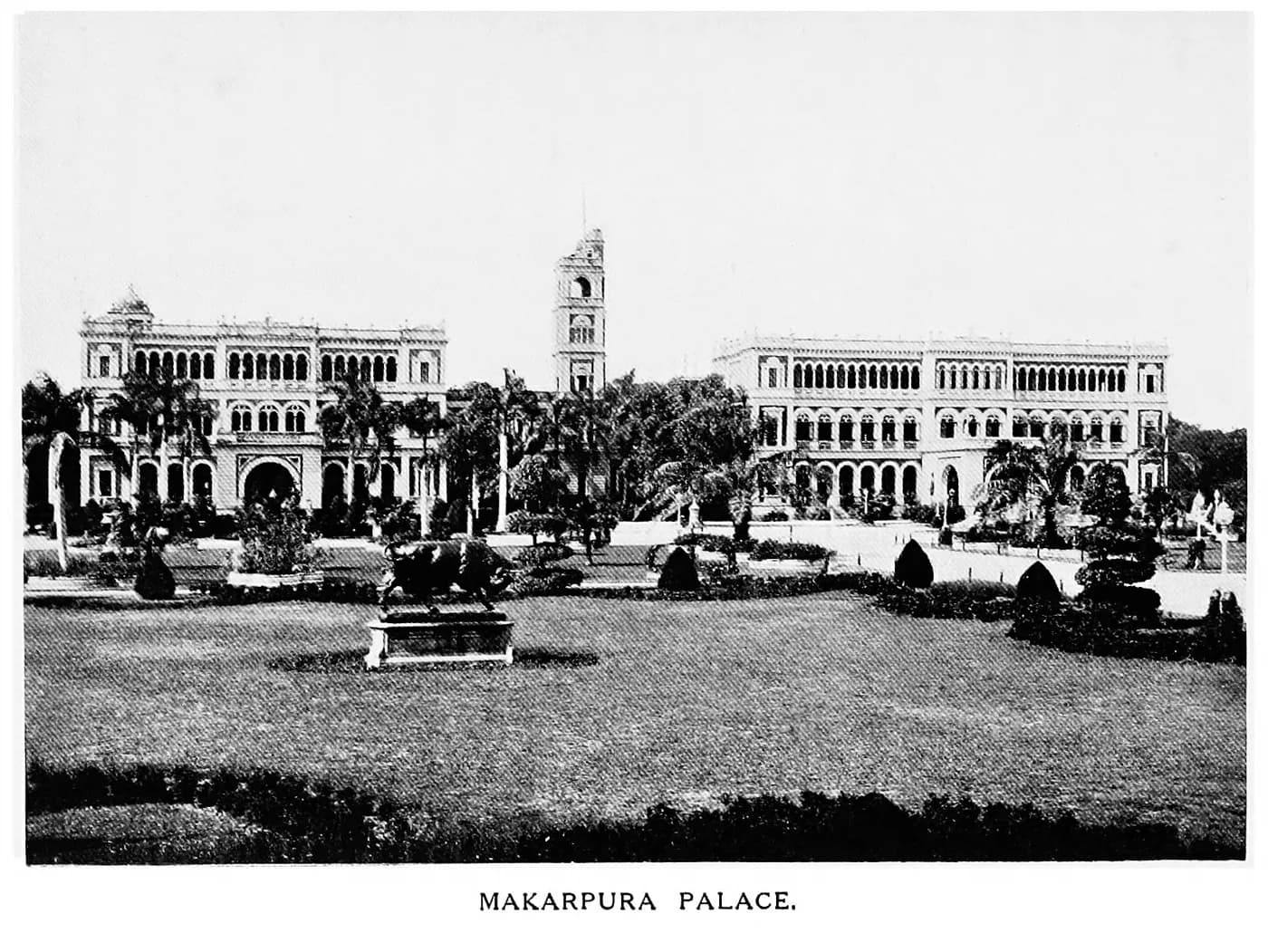 Vadodara — Hire N Ride destination