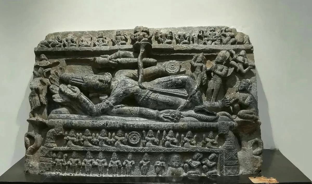 Museum Morning in Raipur in Kumhari — things to do on a Hire N Ride trip